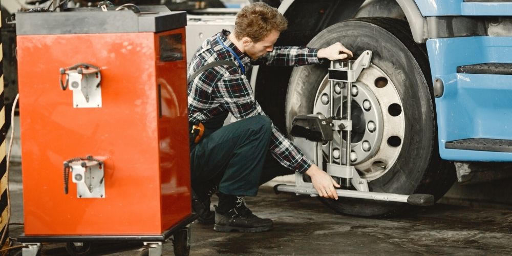 preventive maintenance tips for truck batteries